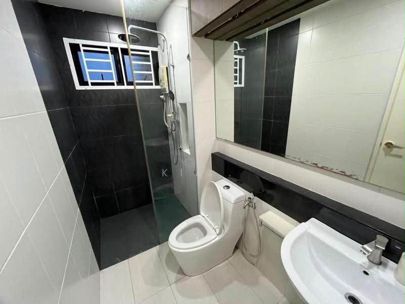 Kediaman Servis untuk Disewa di Sky Peak Residences - Kia . - Bathroom - PropertyGuru.com.my