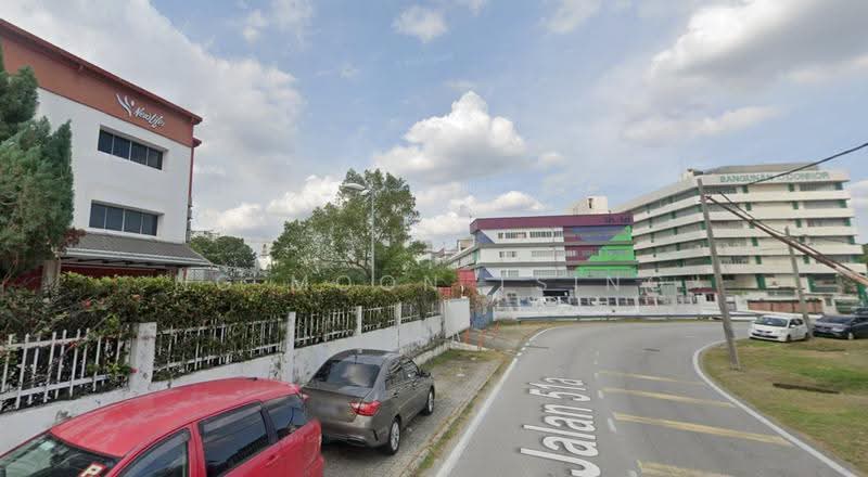 Warehouse for Rent in Petaling Jaya (Selangor) - Ng Moon Tsing - Exterior - PropertyGuru.com.my