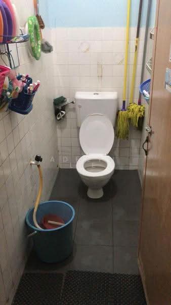 1-storey Terraced House for Sale in Taman Kosas (Ampang) - Adelyn Lee - Bathroom - PropertyGuru.com.my