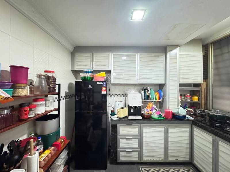 Apartment for Sale at Puteri Court - Azli Ibrahim - Kitchen - PropertyGuru.com.my