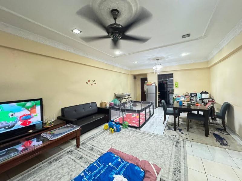 Apartment for Sale at Puteri Court - Azli Ibrahim - Living Room - PropertyGuru.com.my