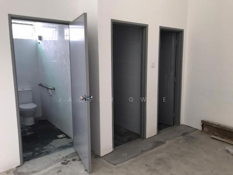 Semi-D Factory for Sale in Iskandar Puteri (Nusajaya) (Johor) - Jasper Gwee - Bathroom - PropertyGuru.com.my