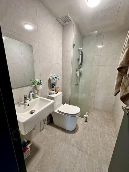 Service Residence for Rent at Altris Residences @ The Quartz WM - Peter Tan - Bathroom - PropertyGuru.com.my