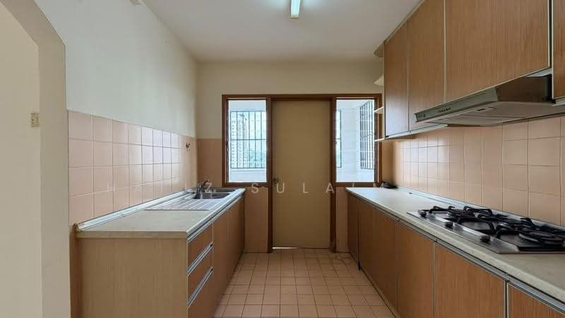 Condominium for Sale at Pantai Hillpark 5 - Hafiz Sulaiman - Kitchen - PropertyGuru.com.my
