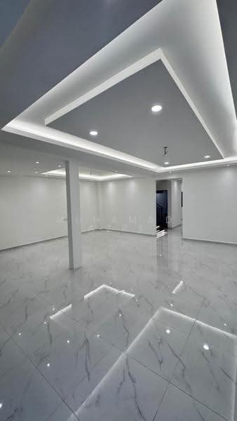 Rumah Teres 2-Tingkat untuk Dijual di Taman Bukit Kempas (Tampoi) - MUHAMAD AZRI - PropertyGuru.com.my