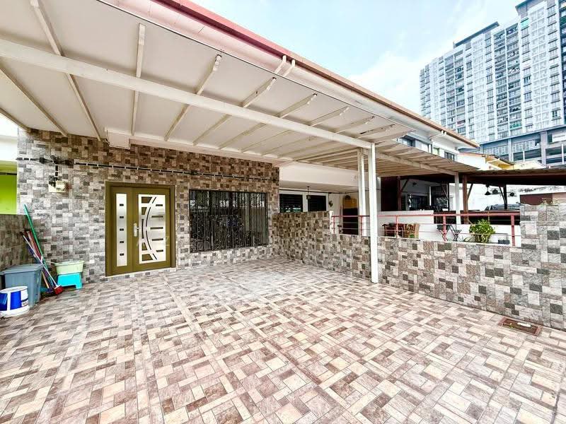 2-storey Terraced House for Sale in Bandar Teknologi Kajang (Kajang) - Azli Ibrahim - Exterior - PropertyGuru.com.my