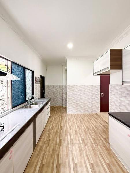 2-storey Terraced House for Sale in Bandar Teknologi Kajang (Kajang) - Azli Ibrahim - Kitchen - PropertyGuru.com.my
