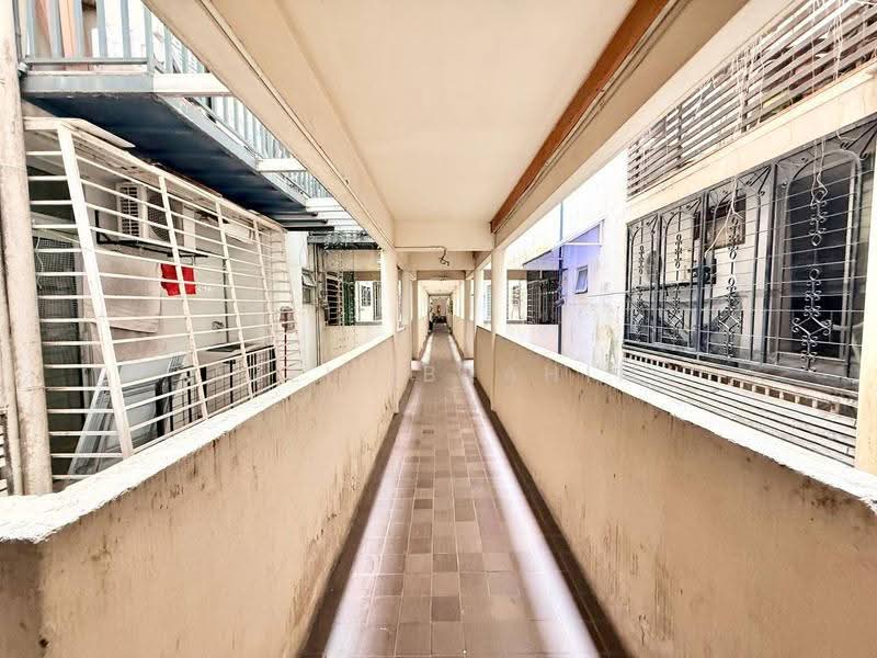 Apartment for Sale at Rampai Court - Azli Ibrahim - Corridor - PropertyGuru.com.my