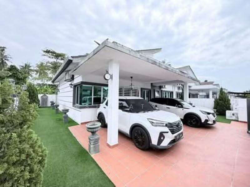 Semi-Detached House for Sale in Klang (Selangor) - Fasha Atyra - Exterior - PropertyGuru.com.my