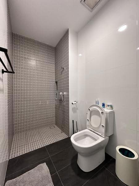 Rumah Berkembar untuk Dijual di Setia Alam (Selangor) - Jess Tee - Bathroom - PropertyGuru.com.my