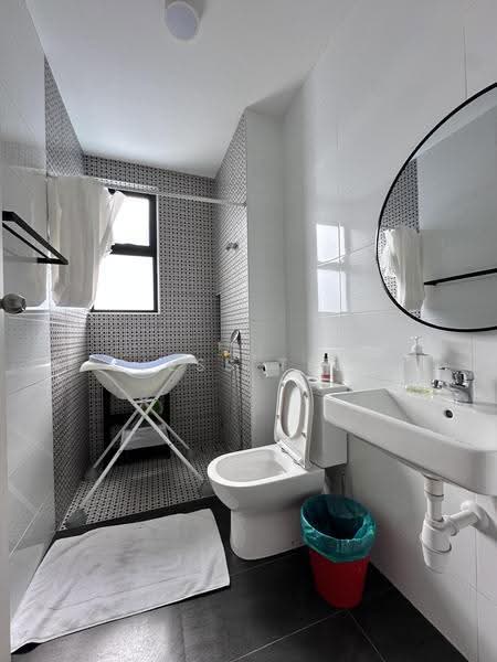 Rumah Berkembar untuk Dijual di Setia Alam (Selangor) - Jess Tee - Bathroom - PropertyGuru.com.my