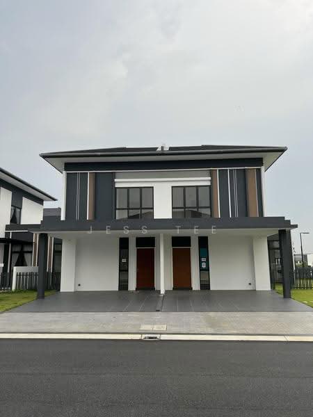 Rumah Berkembar untuk Dijual di Setia Alam (Selangor) - Jess Tee - Exterior - PropertyGuru.com.my
