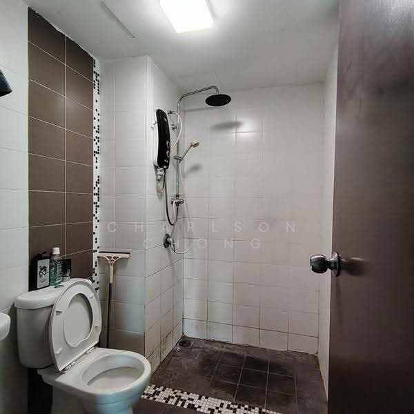 Condominium for Sale at Villa Park - Charlson Chong - Bathroom - PropertyGuru.com.my