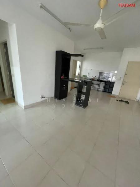 Pangsapuri untuk Disewa di Seri Baiduri - Chia Wai Yong - Living Room - PropertyGuru.com.my
