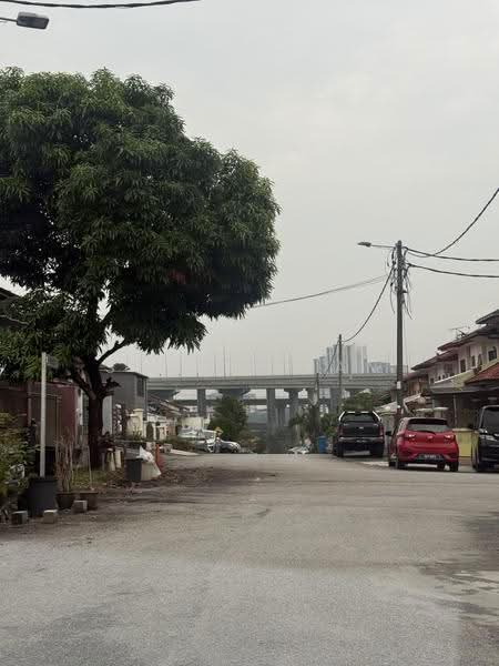 Rumah Teres untuk Dijual di Batu 9 (Cheras) - Serene Tan - Exterior - PropertyGuru.com.my