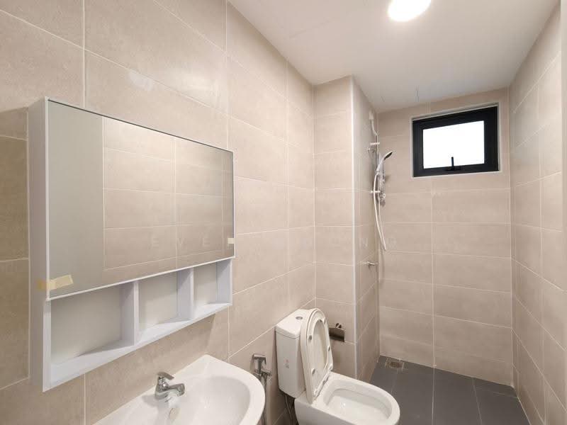 Shop / Office for Sale in Bandar Sungai Long (Selangor) - Even Chong - Bathroom - PropertyGuru.com.my