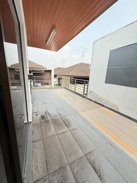 Banglo Pautan untuk Dijual di Adda Heights (Johor Bahru) - Pauline Ng - Balcony - PropertyGuru.com.my