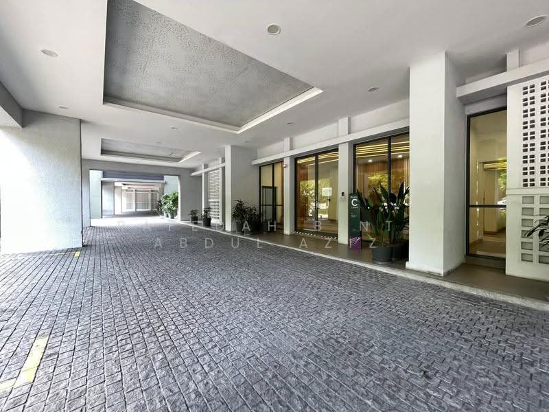 Kediaman Servis untuk Dijual di Radia Residences - Rafedah Binti Abdul Aziz - Exterior - PropertyGuru.com.my