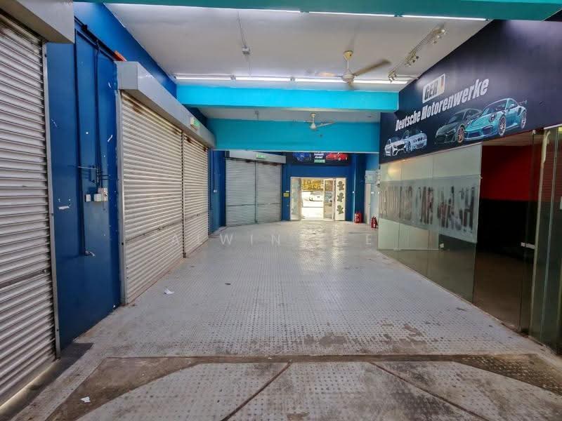 Shop for Rent in Bandar Bukit Raja (Klang) - Alwin Lee - Exterior - PropertyGuru.com.my