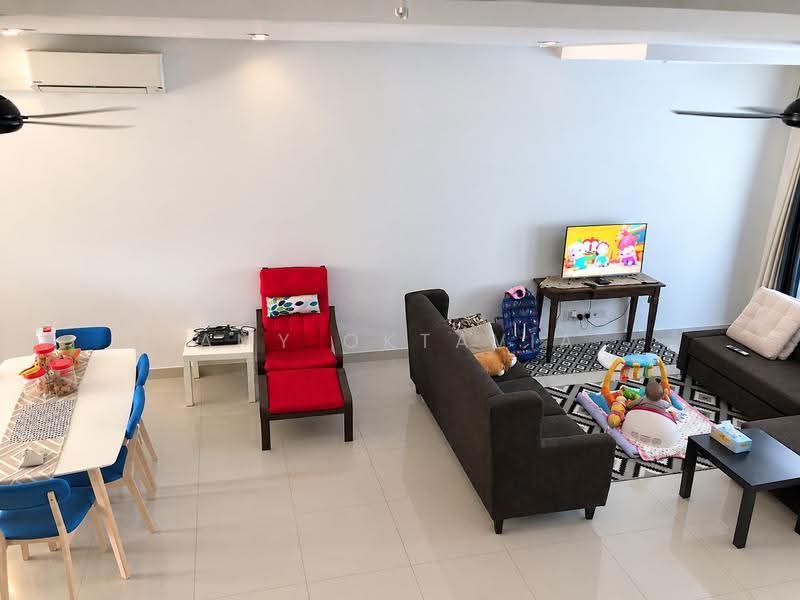 Rumah Teres 2-Tingkat untuk Dijual di Ceria Residence (Cyberjaya) - Amy Oktavia - Living Room - PropertyGuru.com.my