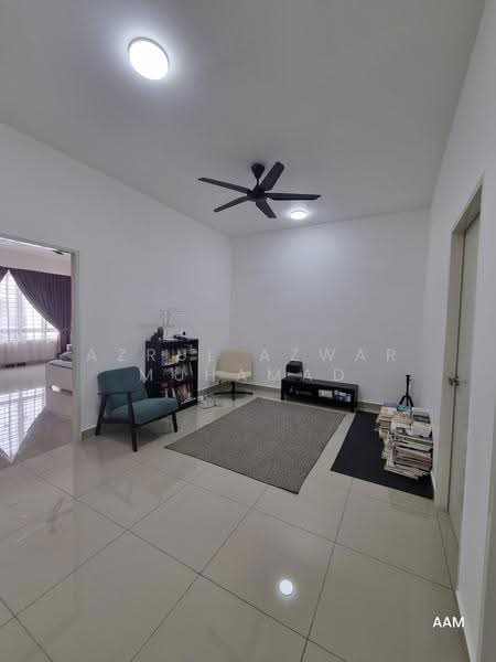 Rumah Teres 2-Tingkat untuk Dijual di Cyberjaya (Selangor) - Azrul Azwar Muhamad - Living Room - PropertyGuru.com.my