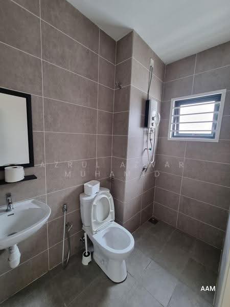 Rumah Teres 2-Tingkat untuk Dijual di Cyberjaya (Selangor) - Azrul Azwar Muhamad - Bathroom - PropertyGuru.com.my