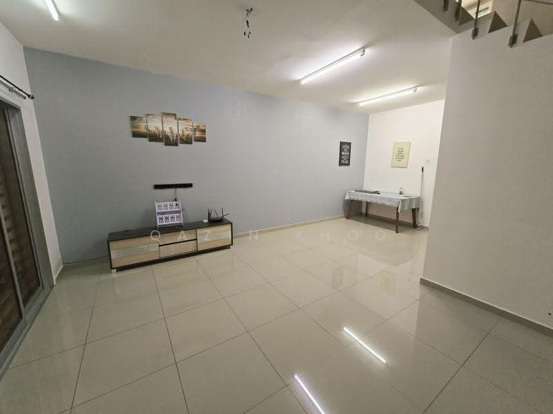 2-storey Terraced House for Sale in Bercham (Ipoh) - Qazin Khoo - Living Room - PropertyGuru.com.my