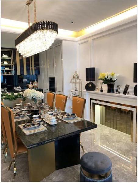 Kediaman Servis untuk Disewa di Four Seasons Place - Seon Sam - Dining Room - PropertyGuru.com.my