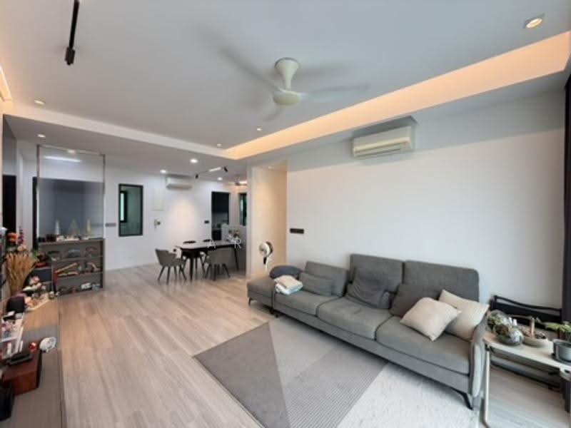 Kondominium untuk Dijual di Iconic Skies - Gary Goh - Living Room - PropertyGuru.com.my