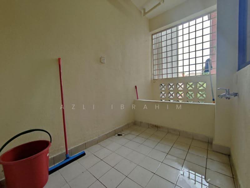 Condominium for Sale at Gurney Heights - Azli Ibrahim - Interior - PropertyGuru.com.my