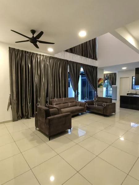 Semi-Detached House for Sale in Setia Alam (Selangor) - Veni Foo Yoke Fuang - Living Room - PropertyGuru.com.my