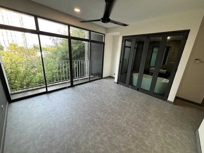 3-storey Terraced House for Sale in Cyber 9 (Cyberjaya) - Fuad Ali - Balcony - PropertyGuru.com.my