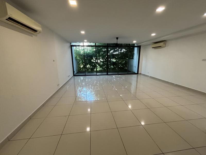 3-storey Terraced House for Sale in Cyber 9 (Cyberjaya) - Fuad Ali - Living Room - PropertyGuru.com.my