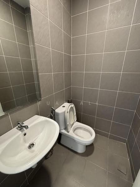 3-storey Terraced House for Sale in Cyber 9 (Cyberjaya) - Fuad Ali - Bathroom - PropertyGuru.com.my