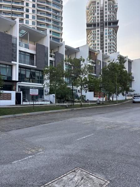 3-storey Terraced House for Sale in Cyber 9 (Cyberjaya) - Fuad Ali - Exterior - PropertyGuru.com.my