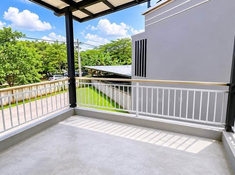 2-storey Terraced House for Sale in Taman Sri Saujana (Kota Tinggi) - Arzaim Barimin - Balcony - PropertyGuru.com.my