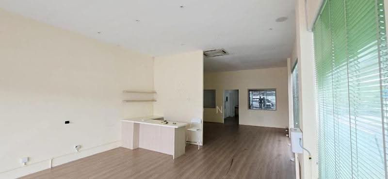 Shop for Rent in Taman Mount Austin (Tebrau) - Carson . - Interior - PropertyGuru.com.my