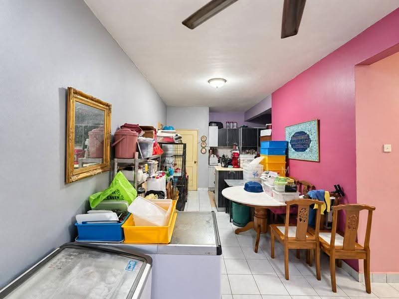 Condominium for Sale at Oakleaf Park - Azli Ibrahim - Kitchen - PropertyGuru.com.my
