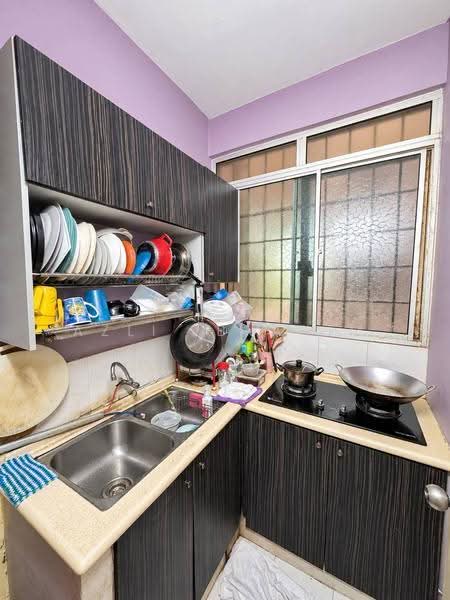 Condominium for Sale at Oakleaf Park - Azli Ibrahim - Kitchen - PropertyGuru.com.my