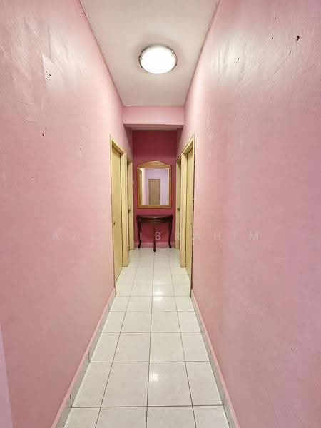 Condominium for Sale at Oakleaf Park - Azli Ibrahim - Corridor - PropertyGuru.com.my