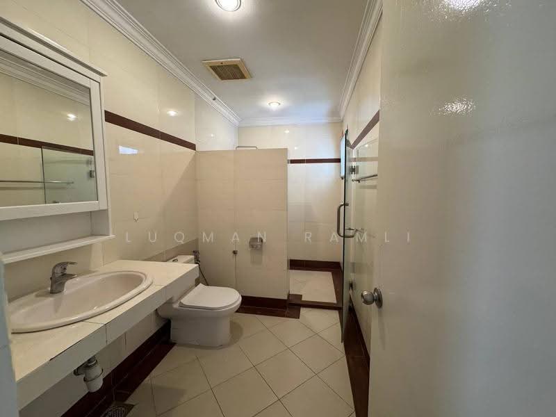 Bungalow House for Rent in Taman TAR (Tun Abdul Razak) (Ampang) - Luqman Ramli - Bathroom - PropertyGuru.com.my