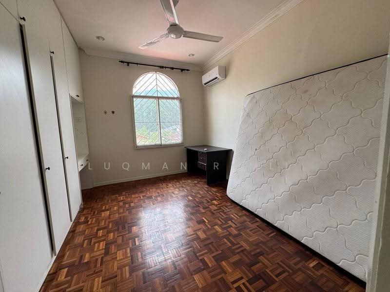 Bungalow House for Rent in Taman TAR (Tun Abdul Razak) (Ampang) - Luqman Ramli - Bedroom - PropertyGuru.com.my
