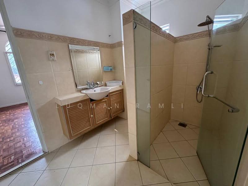 Bungalow House for Rent in Taman TAR (Tun Abdul Razak) (Ampang) - Luqman Ramli - Bathroom - PropertyGuru.com.my