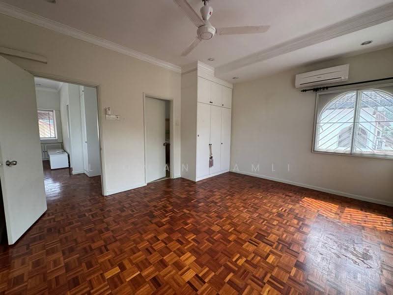 Bungalow House for Rent in Taman TAR (Tun Abdul Razak) (Ampang) - Luqman Ramli - Bedroom - PropertyGuru.com.my