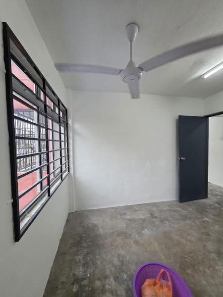 Rumah Flat untuk Dijual di Jalan Haji Manan Flat - Grace Fan - PropertyGuru.com.my