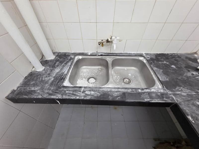 Rumah Flat untuk Dijual di Jalan Haji Manan Flat - Grace Fan - PropertyGuru.com.my