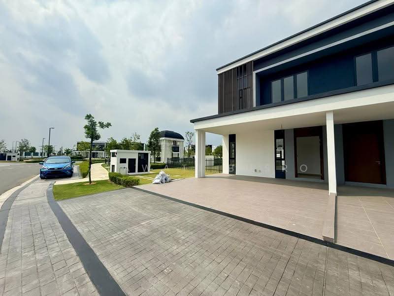 Cluster House for Sale in Telok Panglima Garang (Selangor) - Salawati Busro - Exterior - PropertyGuru.com.my