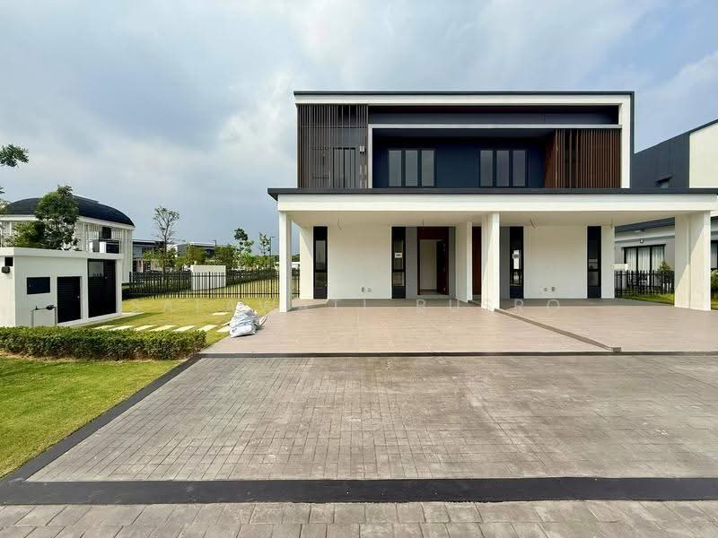 Cluster House for Sale in Telok Panglima Garang (Selangor) - Salawati Busro - Exterior - PropertyGuru.com.my