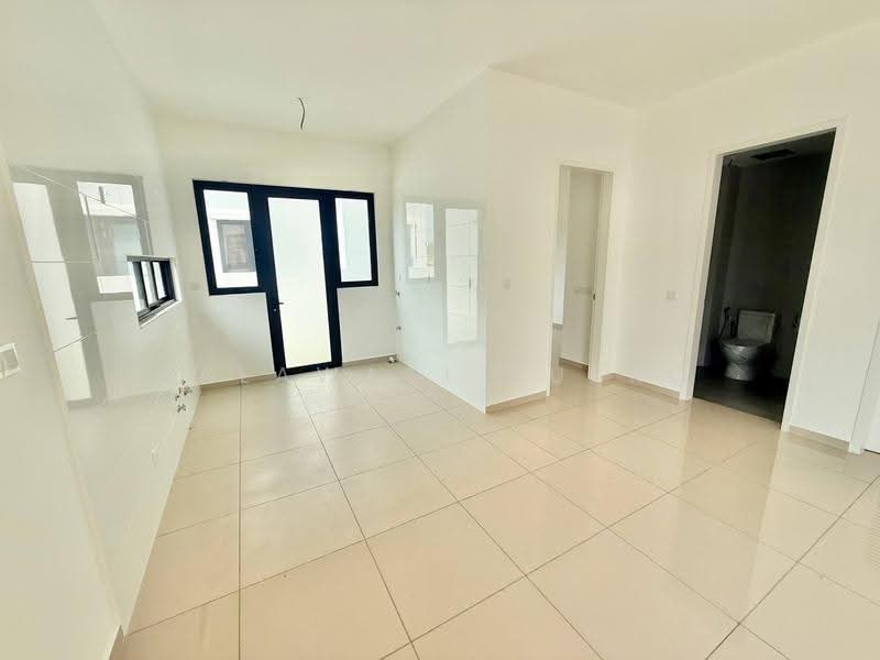 Cluster House for Sale in Telok Panglima Garang (Selangor) - Salawati Busro - Interior - PropertyGuru.com.my