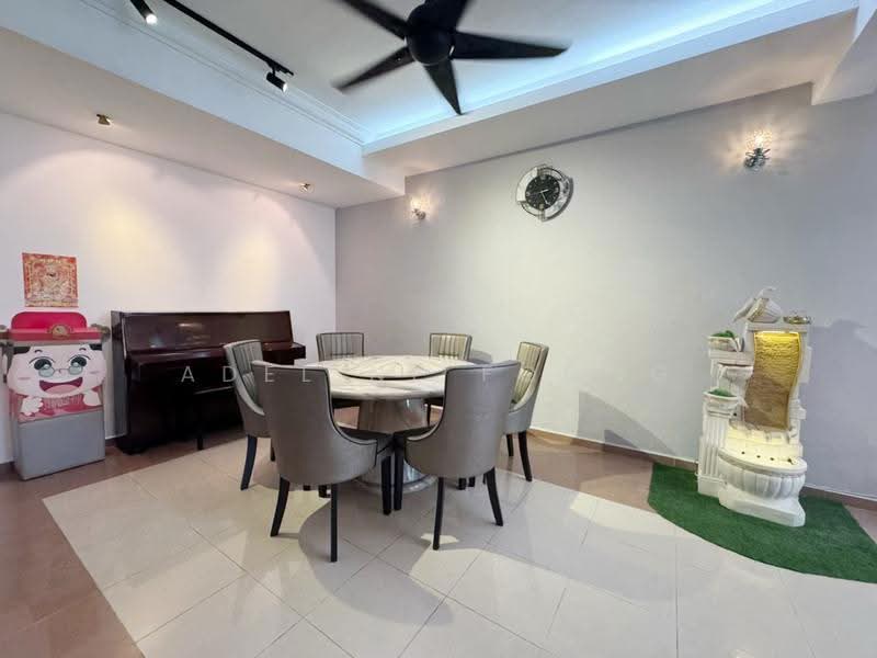 Rumah Teres untuk Dijual di Kota Kemuning (Shah Alam) - Adeline Foong - Dining Room - PropertyGuru.com.my